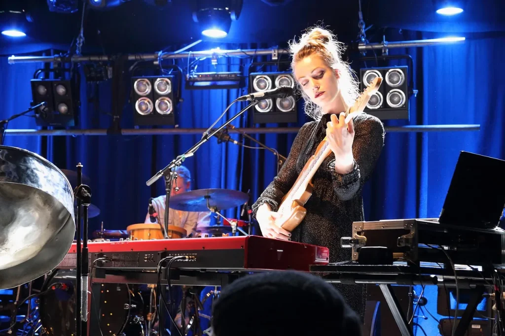 The Challenges and Opportunities of Soundpainting in the Digital Age