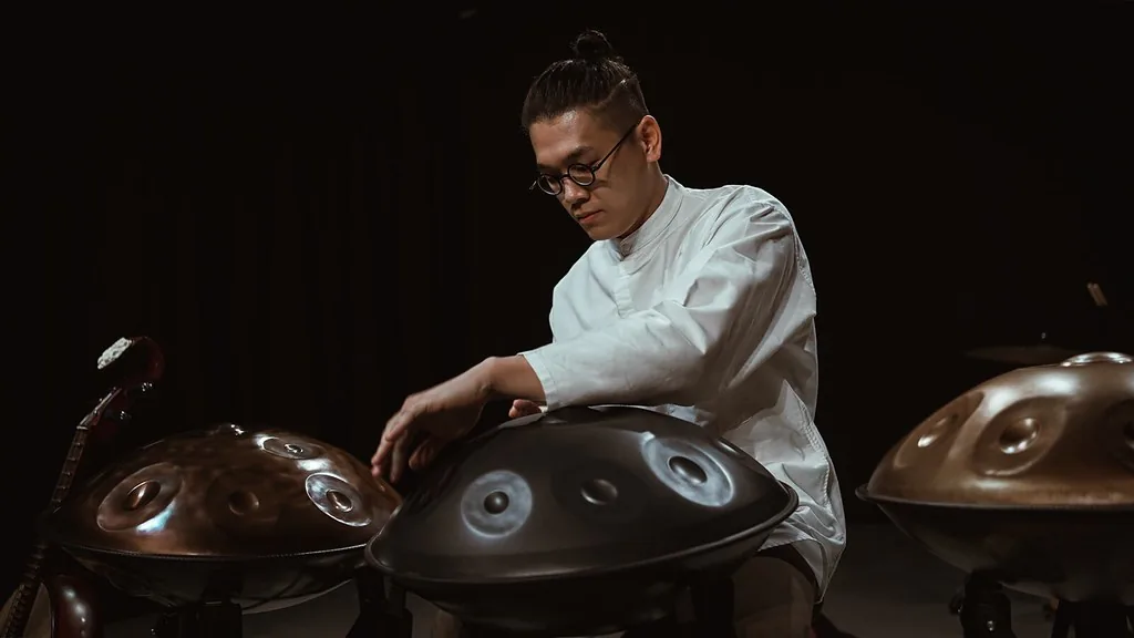 Qu’est-ce qu’un handpan : présentation de l’instrument