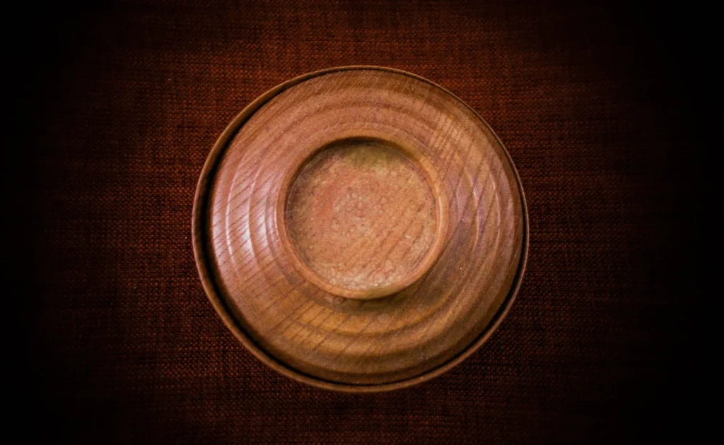 Tibetan singing bowl dangers: are there any risks?